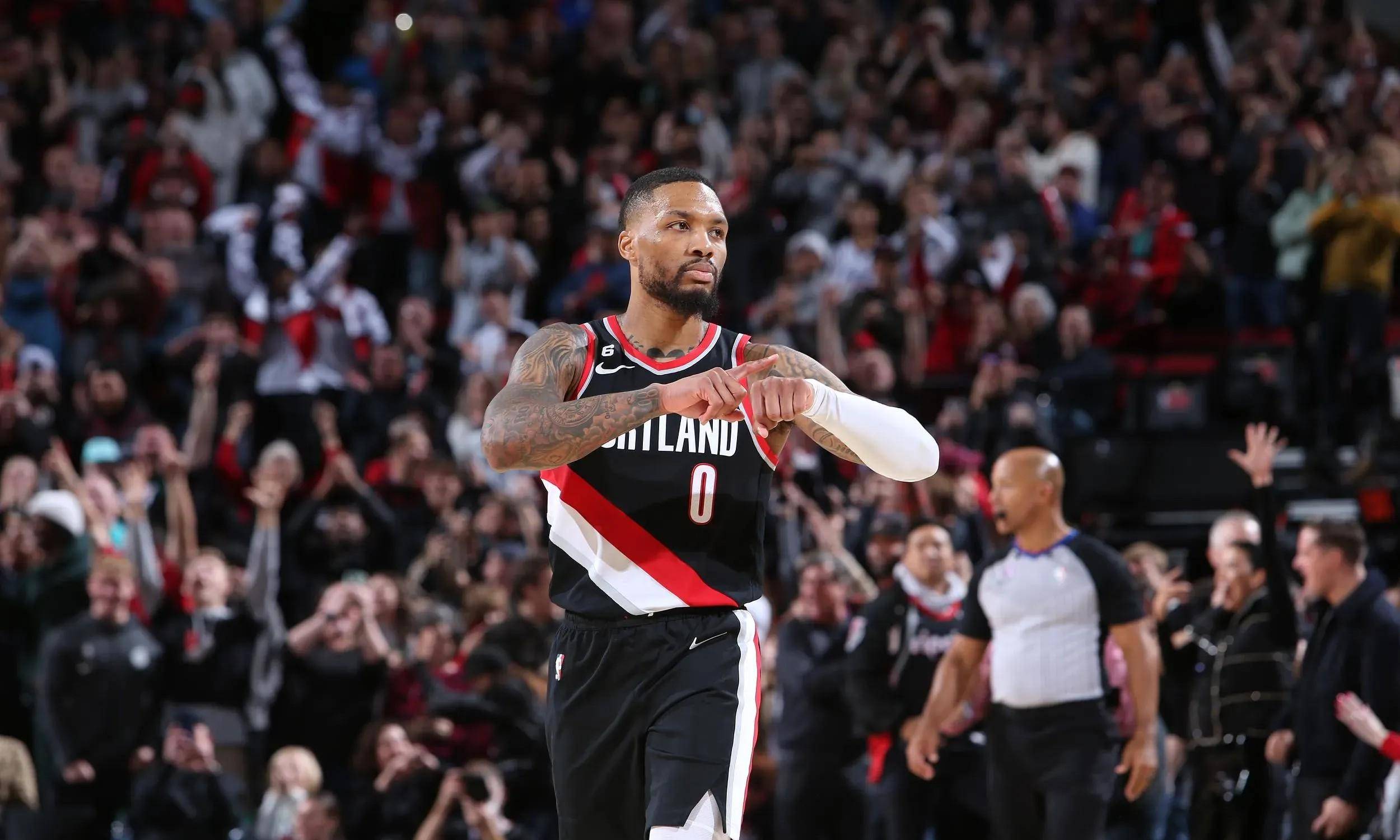 快船大破对手！利拉德和麦科勒姆发挥出色