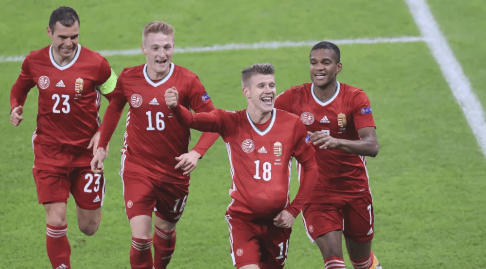 波兰队与匈牙利队战至最后一刻！