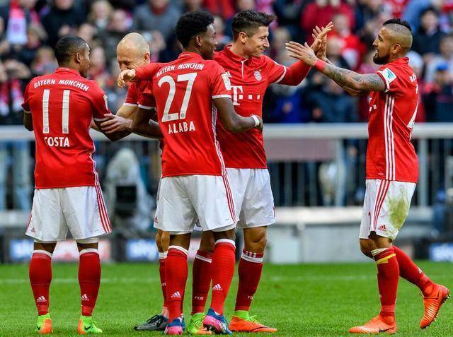 法兰克福主场告捷，守住主场之利