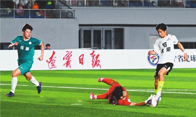 辽足队员整装待发，备战中超联赛