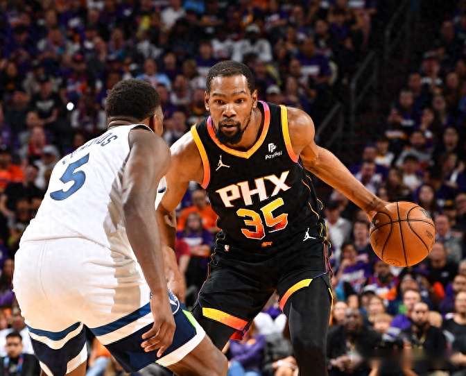 勇士主场惊险逆转森林狼 勇士主场惊险逆转森林狼