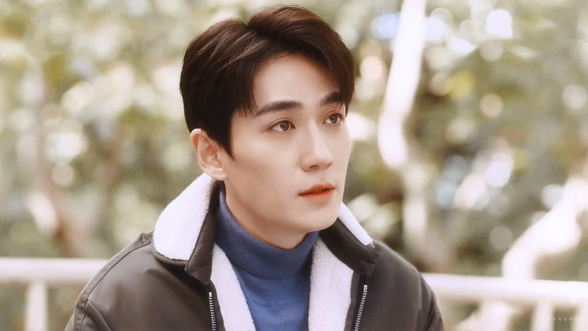 金年会体育-擎天！詹姆斯决胜裂空，国王加冕带走胜利