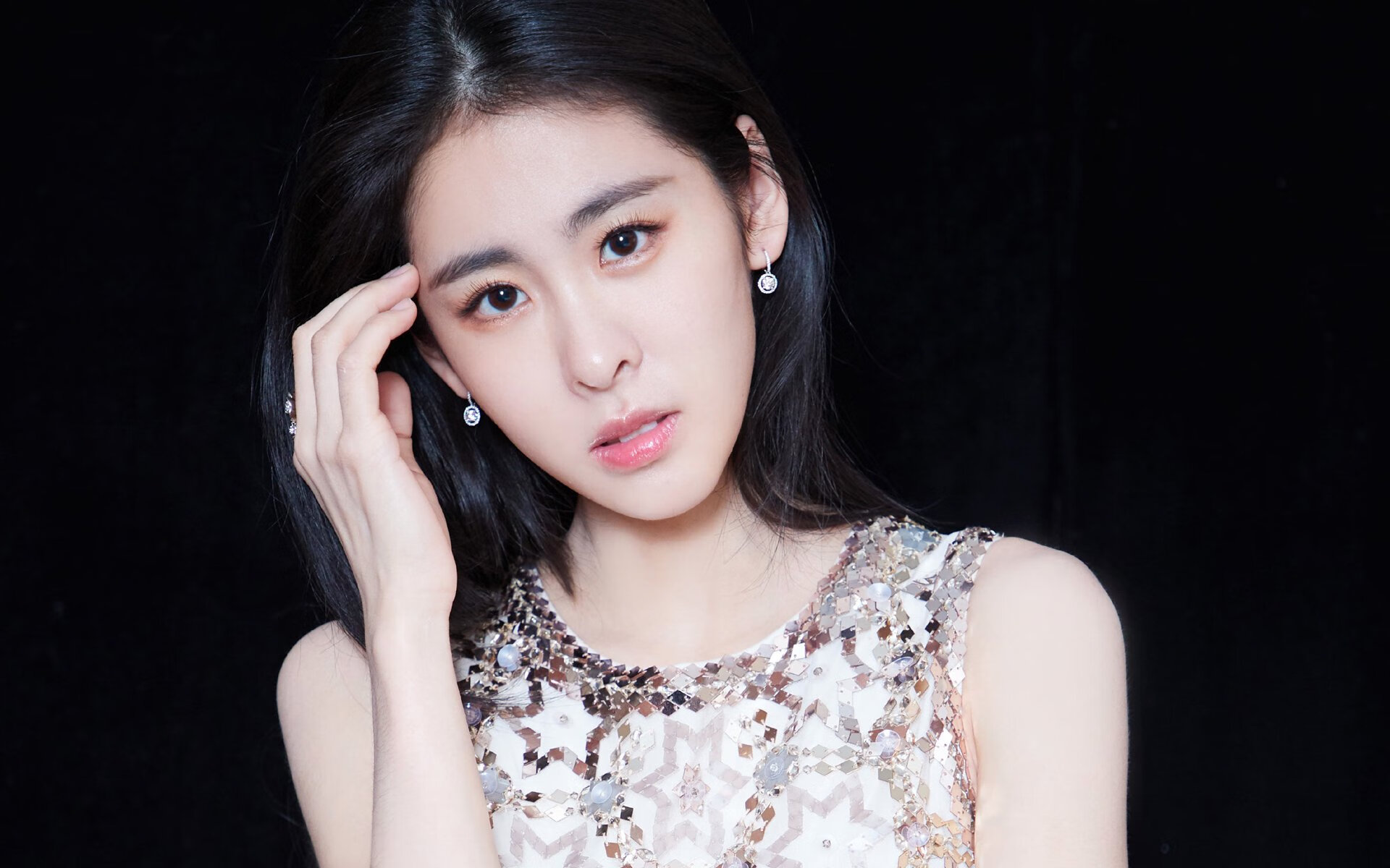 金年会官方-双线烽火,NBA季后赛生死时速,马竞战术闪电击溃韩国