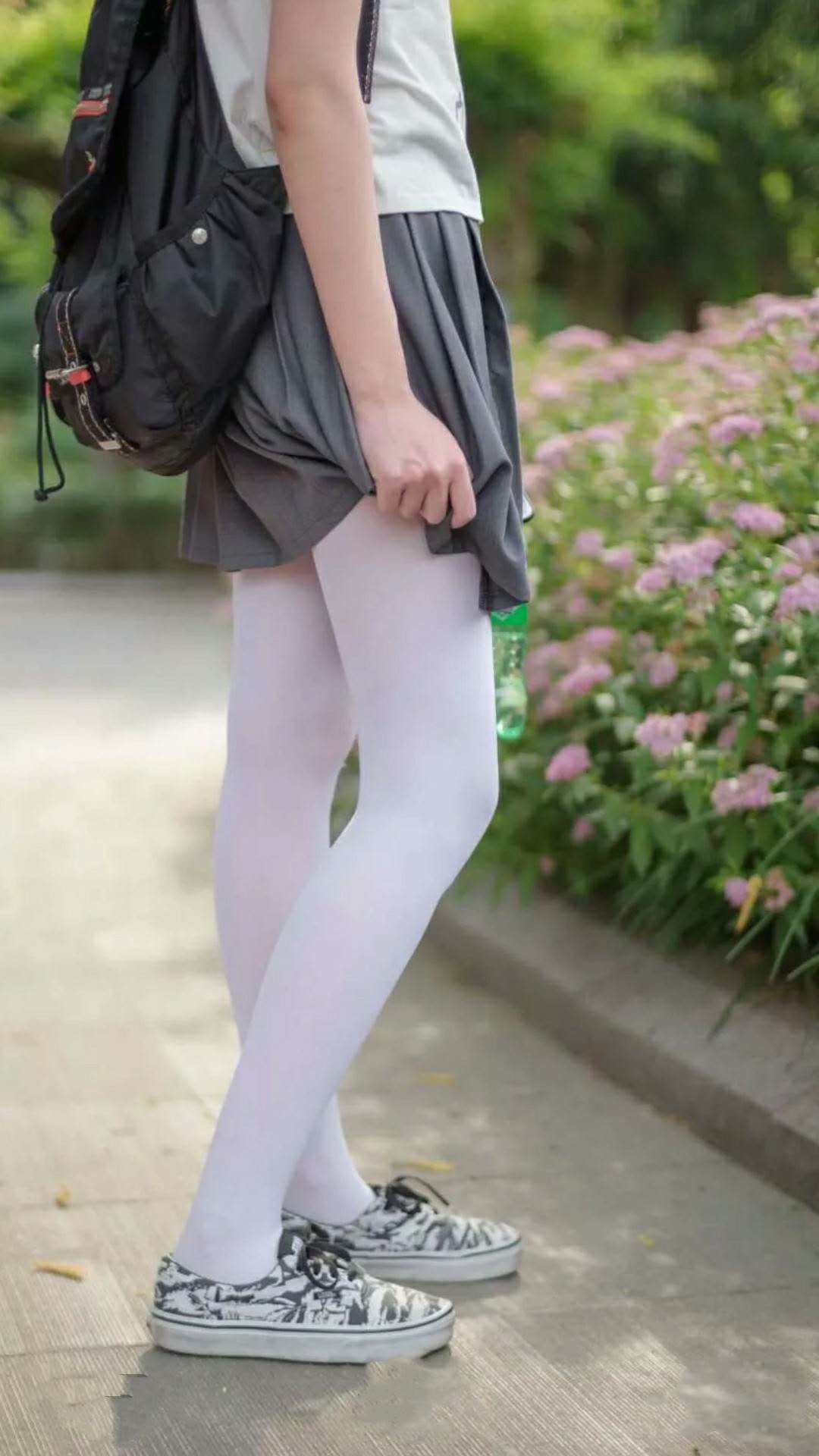 跨界篮球新想象，克莱领衔攻防转换，虚拟对决新疆队挑战公牛