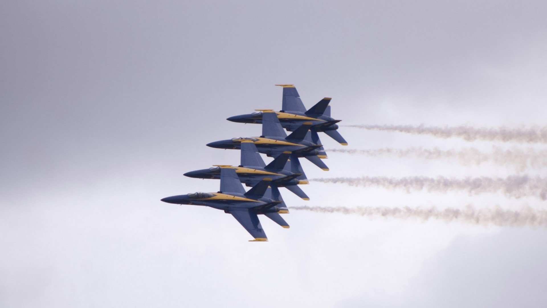 阿尔及利亚荣耀之夜,F1年度争冠焦点战提前终结荷兰悬念